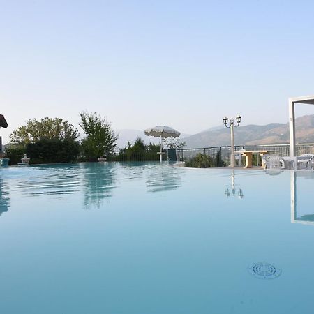 Bosco D'Olmi Country House Sant'Andrea del Garigliano Exterior photo