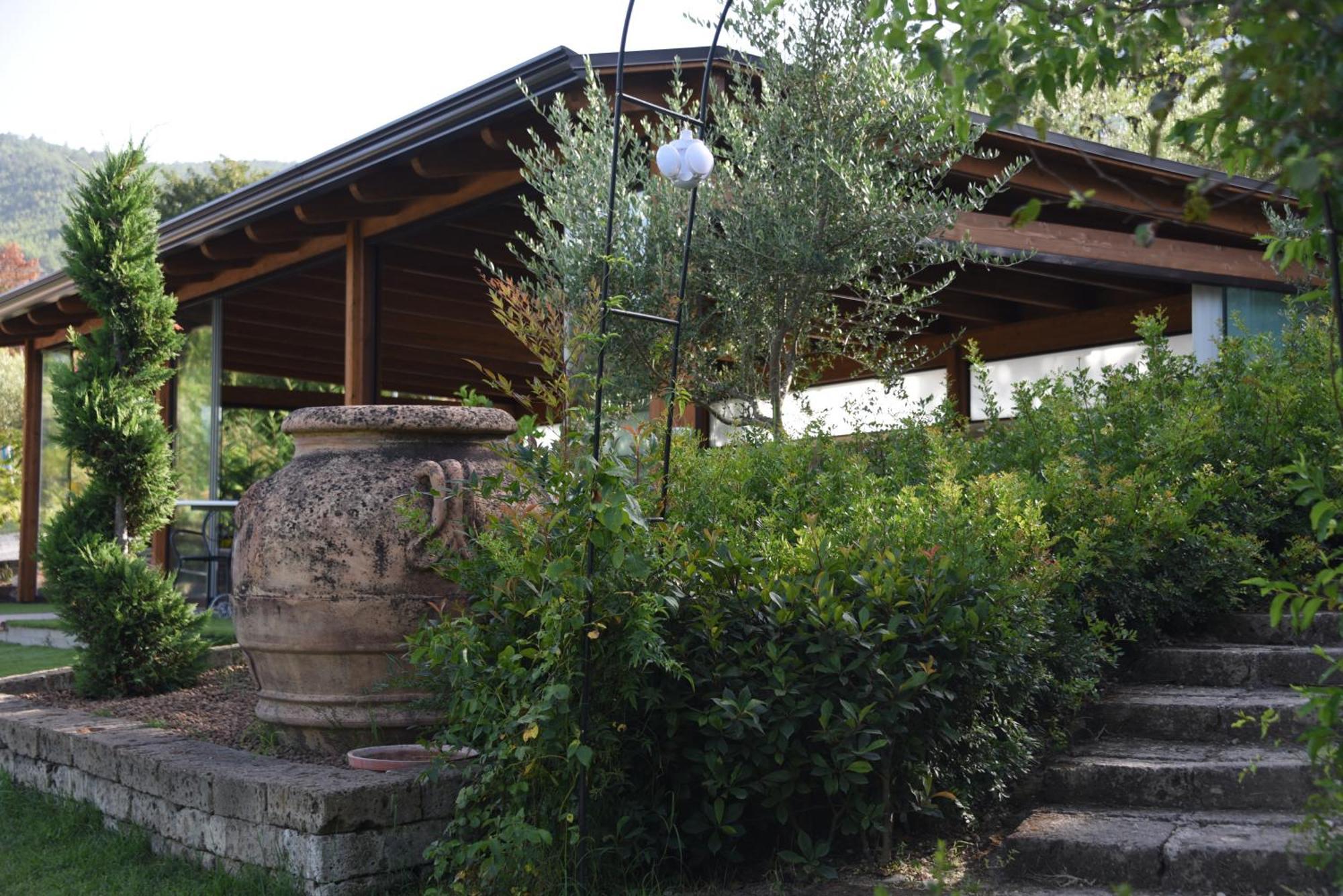 Bosco D'Olmi Country House Sant'Andrea del Garigliano Exterior photo